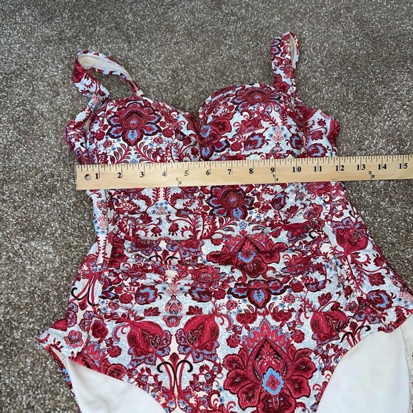 Nip Tuck swim suite one piece multiple cup fit ruched side slimming  SZ 6 - Picture 4 of 8